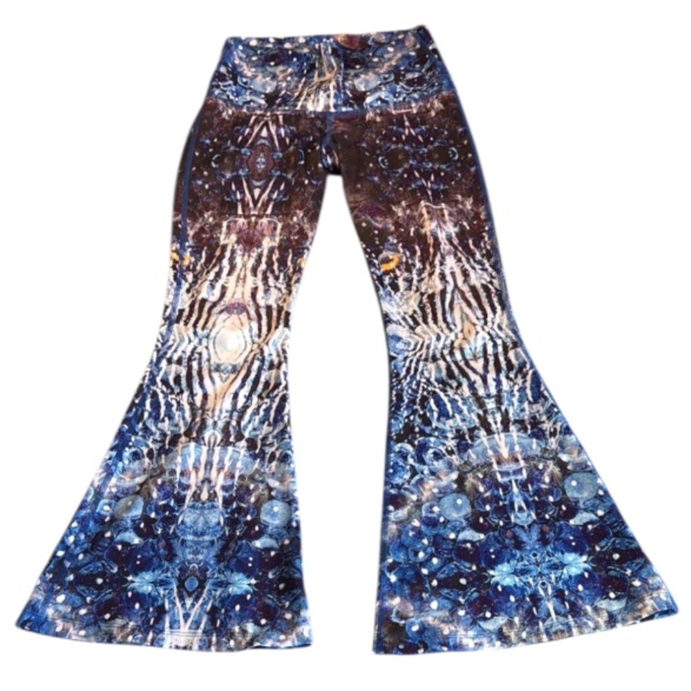 Rare NWOT Mika Yoga Wear Flare Bottom Bella Luna Pant Blue Size S/M